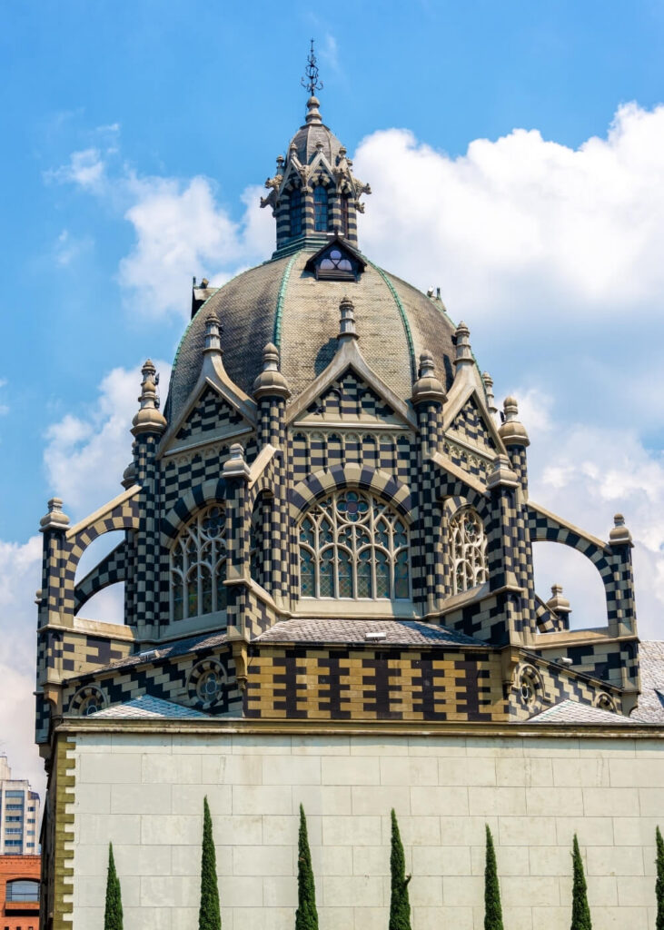 Properties in Medellín